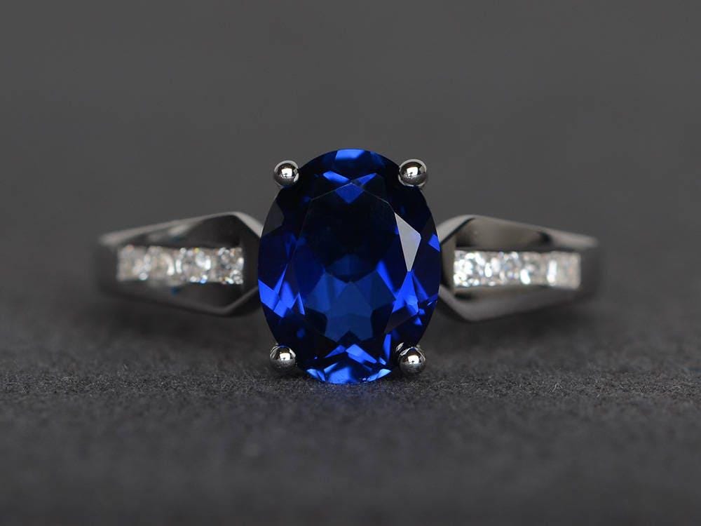 Lab Blue Saphir Ring Ehering Ovalschliff Edelstein Sterling Silber September Geburtsstein Lab Blue Saphir Ring Ehering Ovalschliff Edelstein Sterling Silber September Geburtsstein von XiaoCuiJewelry
