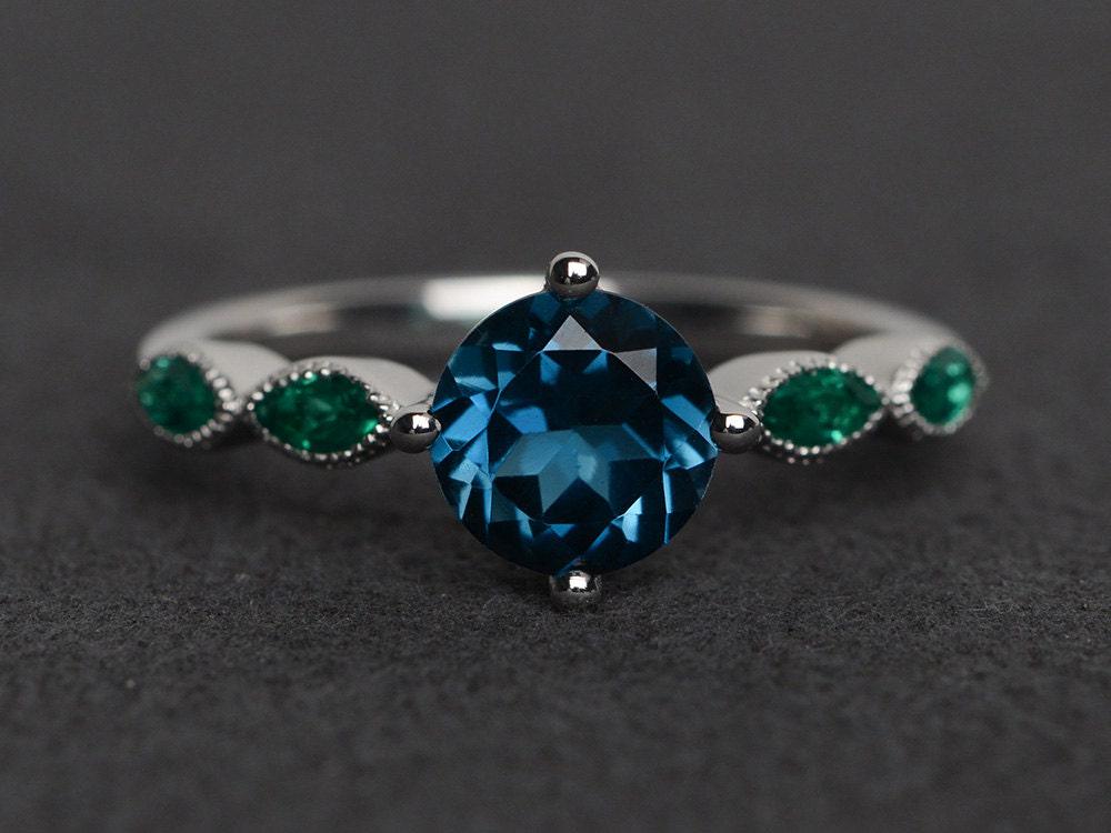 London Blauer Topasring Verlobungsring Silber Blauer Edelsteinring von XiaoCuiJewelry