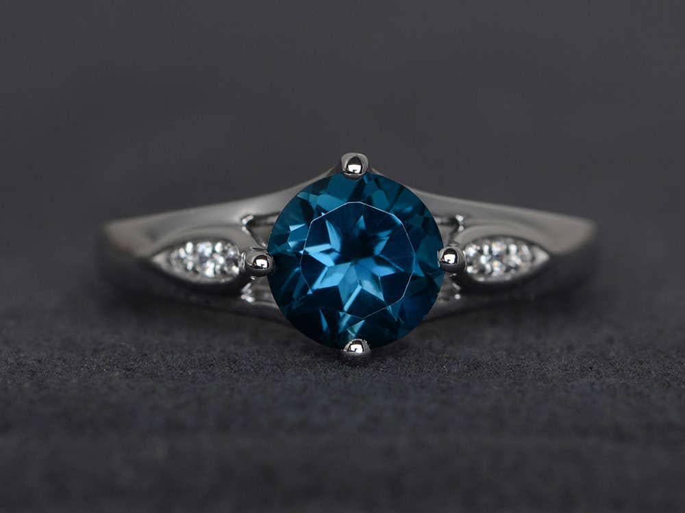 London Blautopas Ring Rundschliff Verlobungsring Blauer Edelstein Sterling Silber von XiaoCuiJewelry