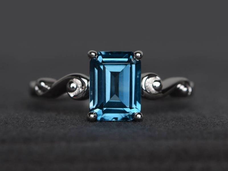 London Blautopas Ring Verlobungsring Blaue Edelsteine Smaragd Edelstein Sterling Silber von XiaoCuiJewelry