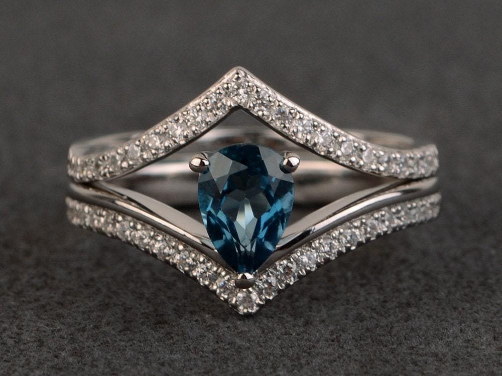 London Blautopas Ringe Hochzeit Verlobungsring Ringset Edelstein Silber Ring Stapelring von XiaoCuiJewelry