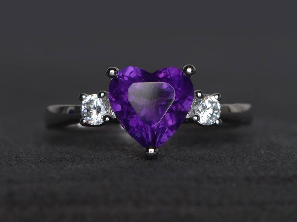 Natürliche Amethyst Ring Februar Geburtsstein Lila Edelstein Herz Geschnitten von XiaoCuiJewelry