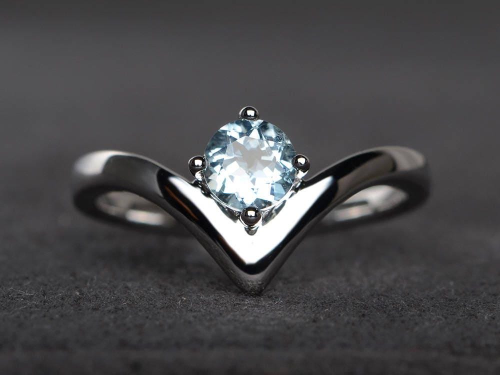 Natürliche Aquamarin Ring Runden Schnitt Blaue Edelstein März Geburtsstein Sterling Silber von XiaoCuiJewelry