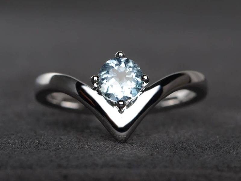 Natürliche Aquamarin Ring Runden Schnitt Blaue Edelstein März Geburtsstein Sterling Silber von XiaoCuiJewelry