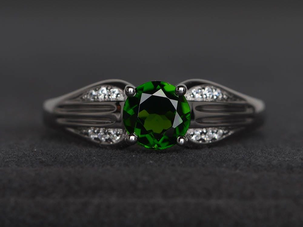 Natürliche Chromdiopsid Ring Verlobungsring Runden Geschnittenen Grünen Edelstein Sterling Silber von XiaoCuiJewelry