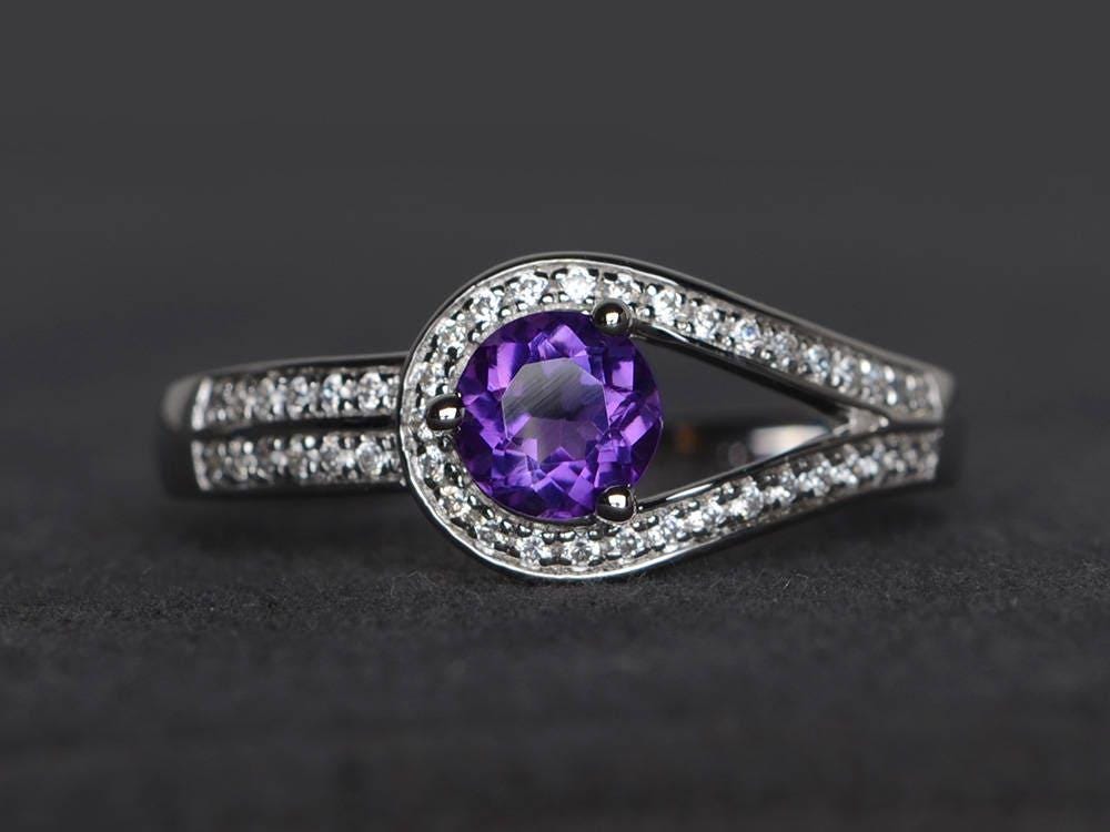Natürlicher Amethyst Ring Versprechen Runden Schnitt Lila Edelstein Februar Geburtsstein Sterling Silber von XiaoCuiJewelry