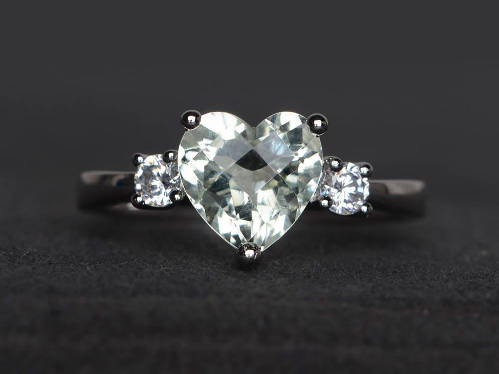 Natürlicher Grüner Amethyst Ring Verlobungsring Herz Edelstein von XiaoCuiJewelry