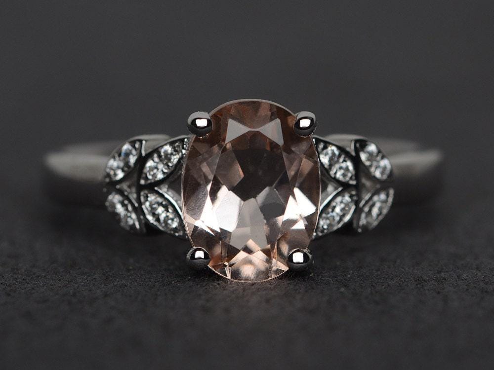 Natürlicher Morganit Ring Silber Rosa Edelstein Ovalschliff Verlobungsring Versprechensring von XiaoCuiJewelry