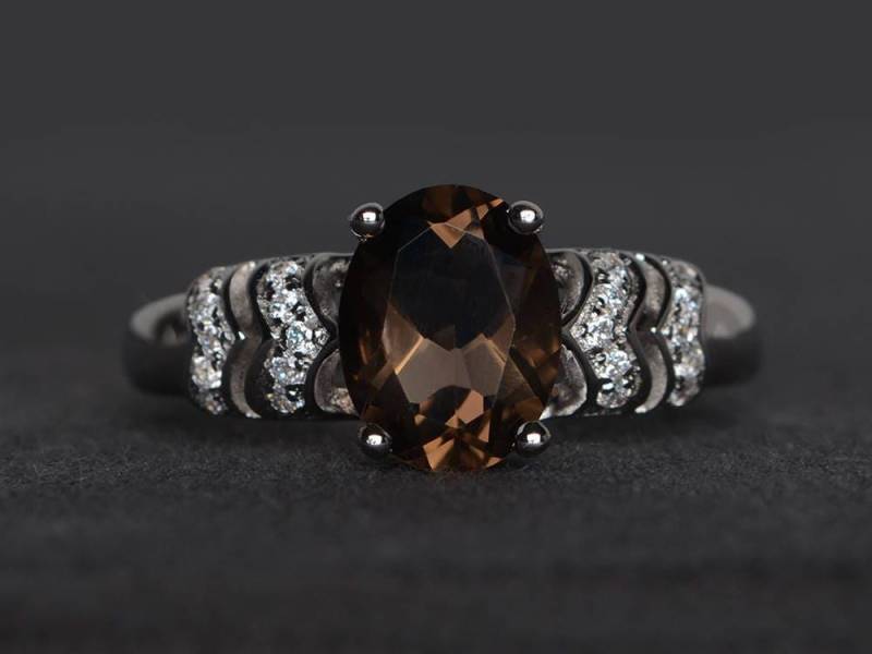 Natürlicher Rauchquarzring Verlobungsring Ovaler Geschliffener Brauner Edelstein Sterlingsilberring von XiaoCuiJewelry