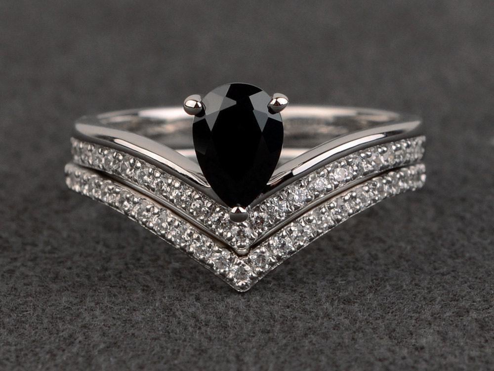 Natürlicher Schwarzer Spinell Ring Schwarze Ringe Hochzeit Verlobungsring Schwarzes Ringset Frauen Perlmutt Edelsteine Ringe Set Silber Natürlicher Schwarzer Spinell Ring Schwarze Ringe Hochzeit Verlobungsring Schwarzes Ringset Frauen Perlmutt Edelsteine Ringe Set Silber von XiaoCuiJewelry