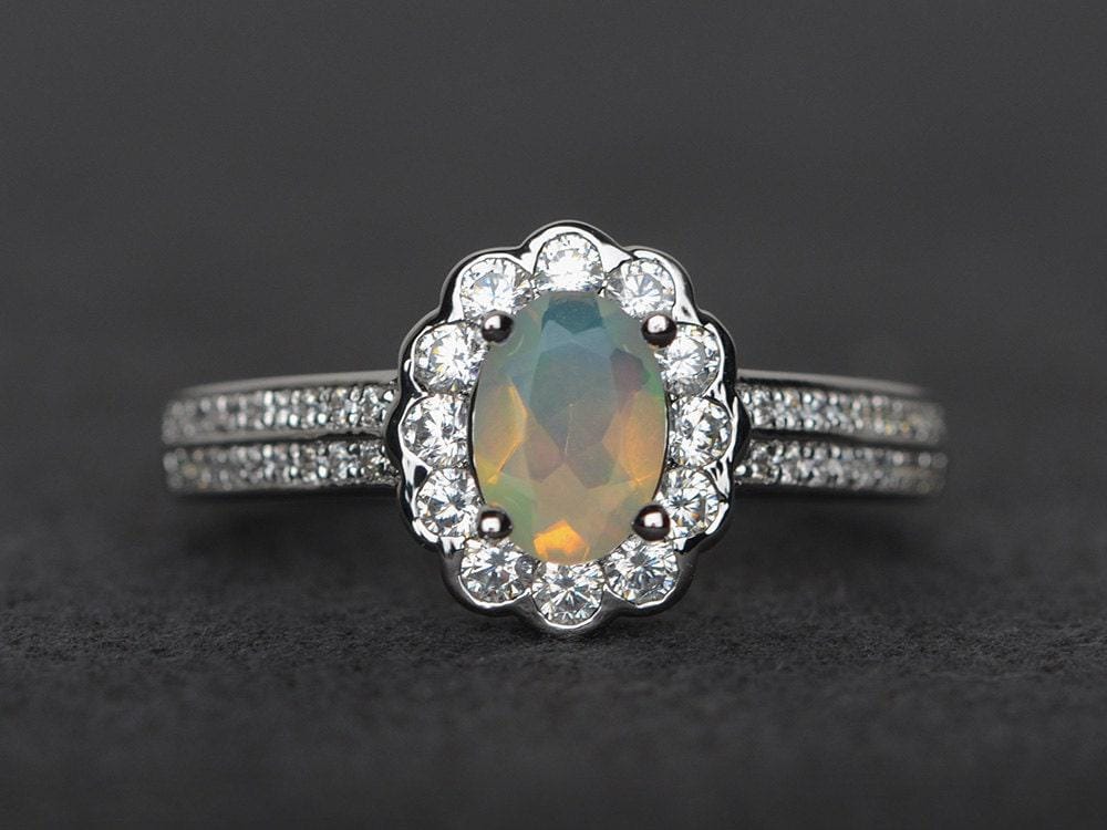 Opal Ring Silber Natürlicher Verlobungsring Für Frauen Heiligenschein Edelstein Ovalschliff Versprechen von XiaoCuiJewelry