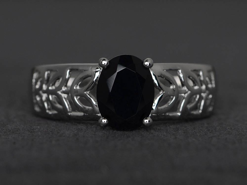 Oval Geschnittene Schwarze Edelstein Natürliche Spinell Zusage Ring Sterling Silber Solitär Form Verlassen von XiaoCuiJewelry