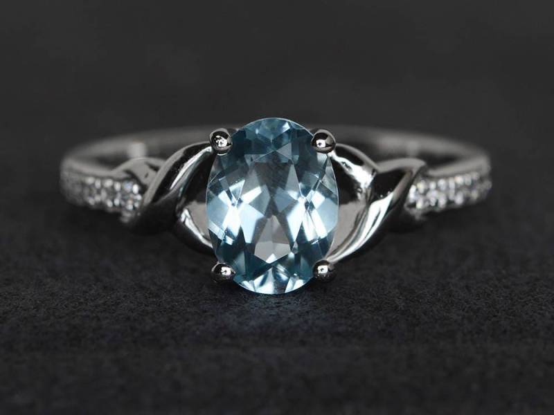 Ovaler Aquamarin-Verlobungsring Blauer Edelsteinring Ring Versprechensring Sterlingsilberring März Geburtsstein von XiaoCuiJewelry