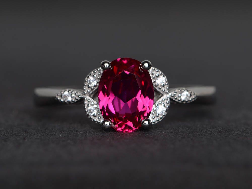 Rubin Ring Versprechen Juli Geburtsstein Sterling Silber Oval Geschliffene Edelsteine Roter Edelstein von XiaoCuiJewelry