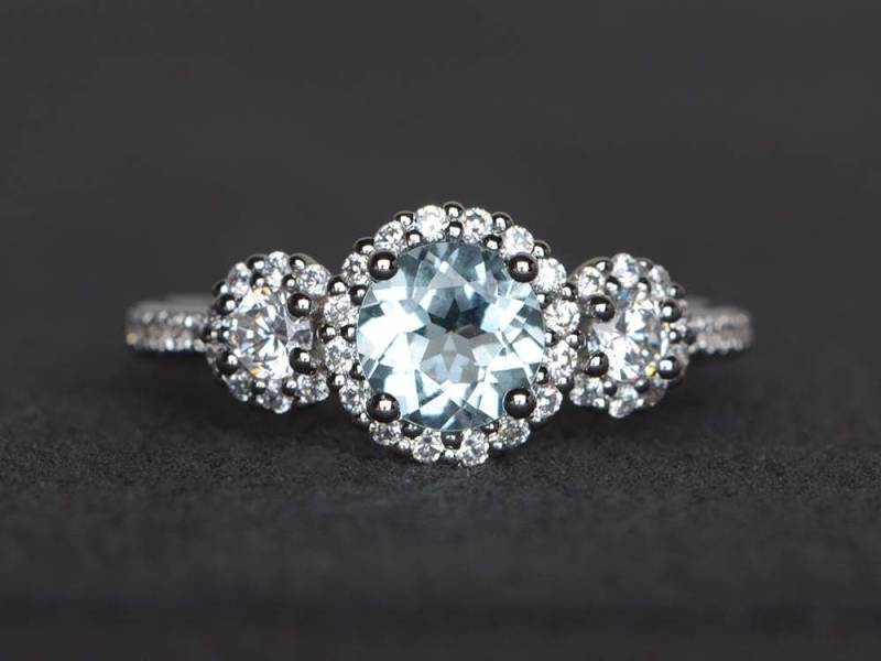 Runder Schnitt Natürlicher Aquamarinring Ehering Blauer Edelstein Sterlingsilberring März Geburtsstein Runder Schnitt Natürlicher Aquamarinring Ehering Blauer Edelstein Sterlingsilberring März Geburtsstein von XiaoCuiJewelry