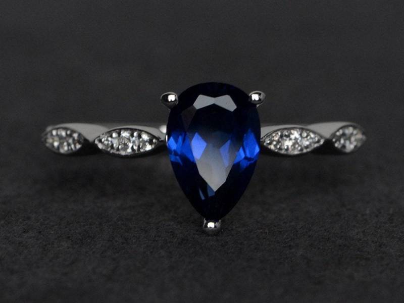 Saphir Ring Tropfen Blauer Verlobungsringe Edelstein Ringe Silber September Geburtsstein von XiaoCuiJewelry