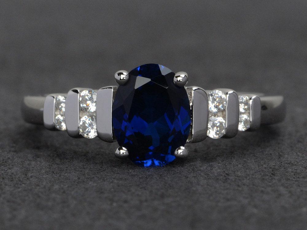 Sapphire Ringe Silber Oval Blauer Saphir Verlobungsring Blau Edelstein Schmuck von XiaoCuiJewelry