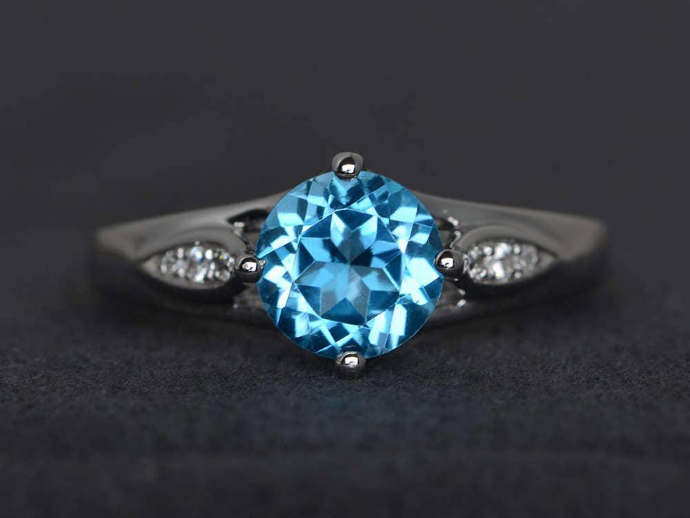 Schweizer Blautopas Ring Rundschliff Verlobungsring Blauer Edelstein Sterling Silber von XiaoCuiJewelry