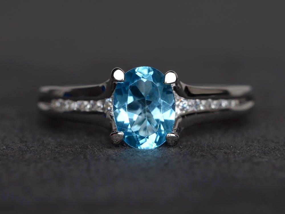Schweizer Blautopas Ringe Verlobungsring Ovalschliff Edelsteinringe Sterling Silber Ring von XiaoCuiJewelry