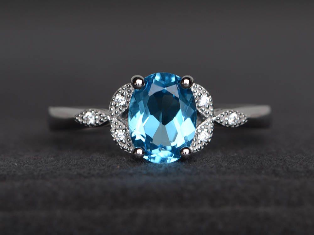 Schweizer Blautopasring Trauring Sterlingsilberring Ovalschliff Blattring von XiaoCuiJewelry