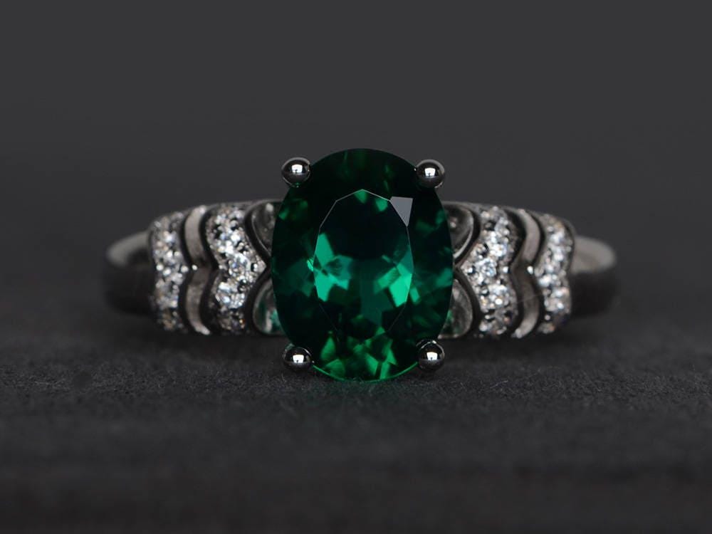 Smaragdring Verlobungsring Ovalschliff Grüner Edelstein Mai Geburtsstein Sterling Silber Ring von XiaoCuiJewelry