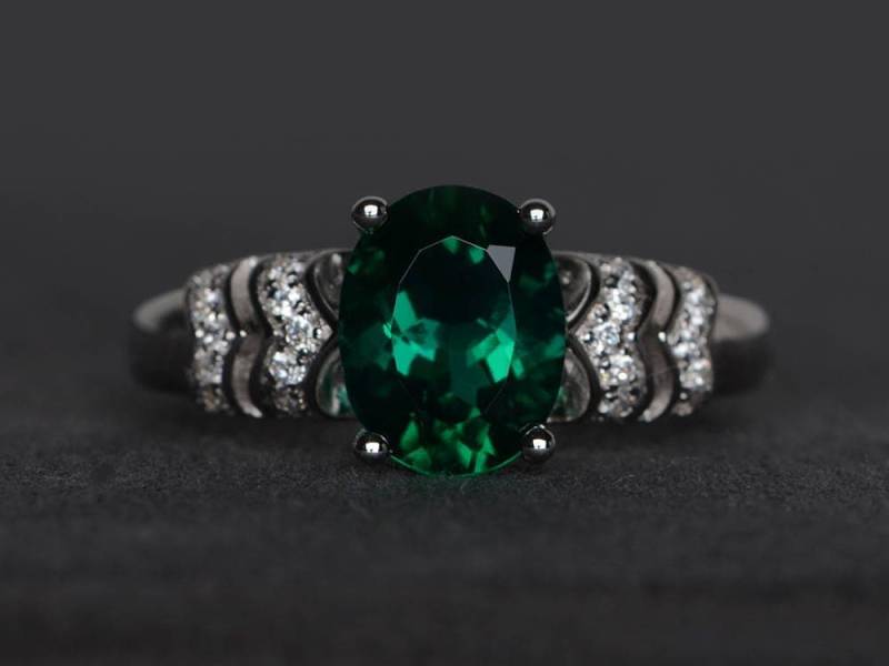 Smaragdring Verlobungsring Ovalschliff Grüner Edelstein Mai Geburtsstein Sterling Silber Ring von XiaoCuiJewelry