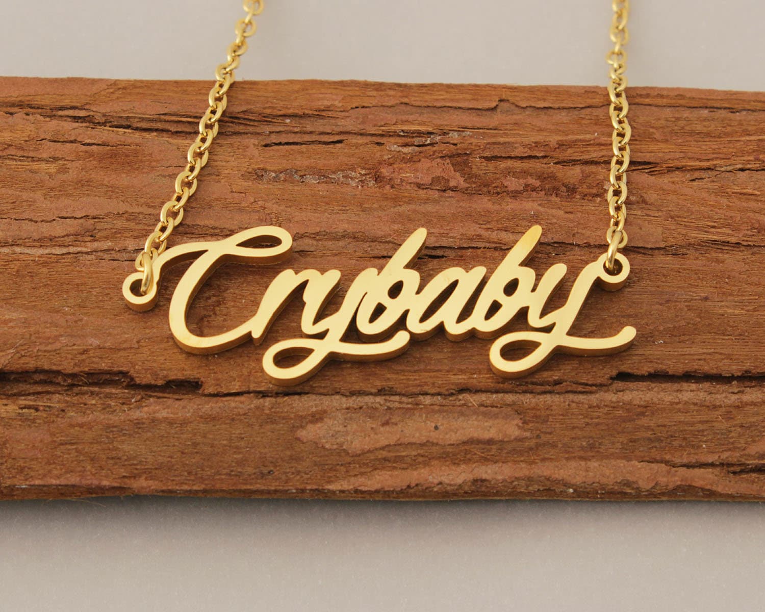 Benutzerdefinierte Namenskette, Crybaby Gold Zierliche Halsketten Für Frauen, Personalisierte Mama Halskette Weihnachten Muttertag Geschenk Anhänger von Xiaohand