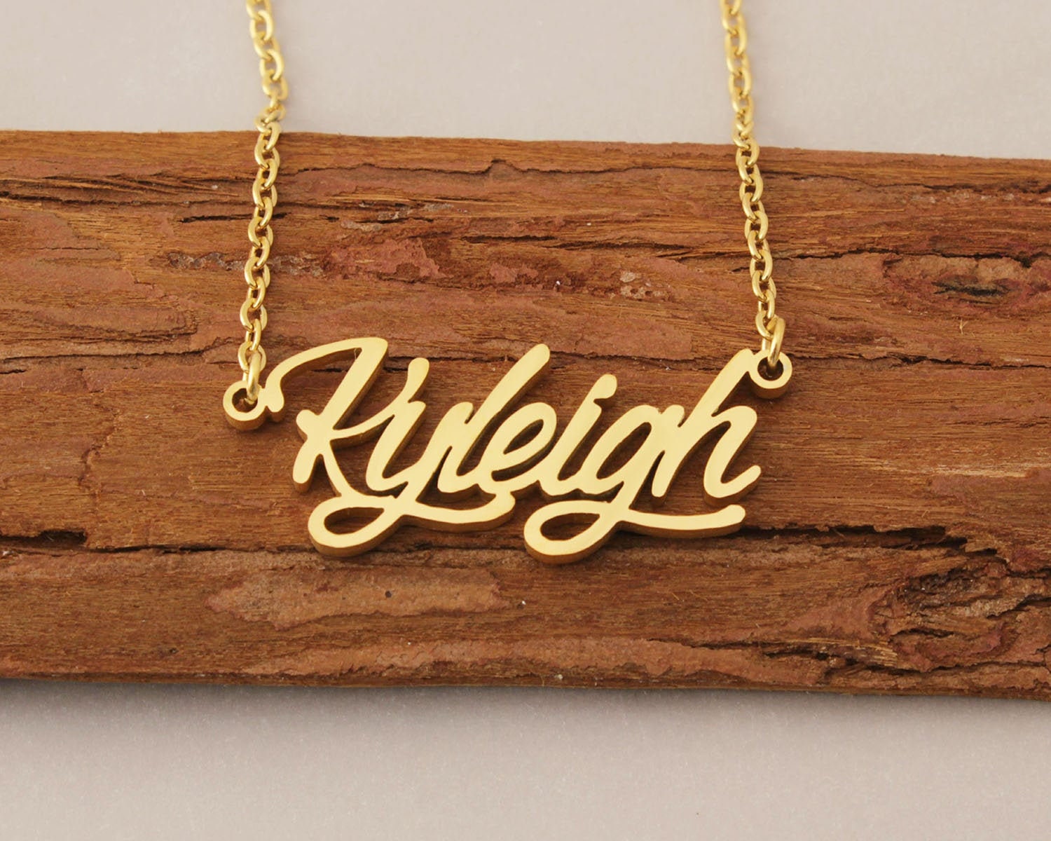 Name Halskette, Benutzerdefinierte Kyleigh Halskette Gold, Zierliche Für Frauen Ihre Muttertagsgeschenk von Xiaohand