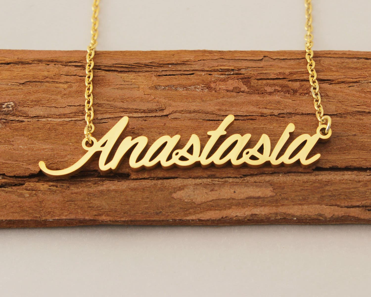 Namenskette, Anastasia Namenskette Gold, Personalisierter Namensanhänger, Muttertag Weihnachten Geschenk Für Frauen von Xiaohand