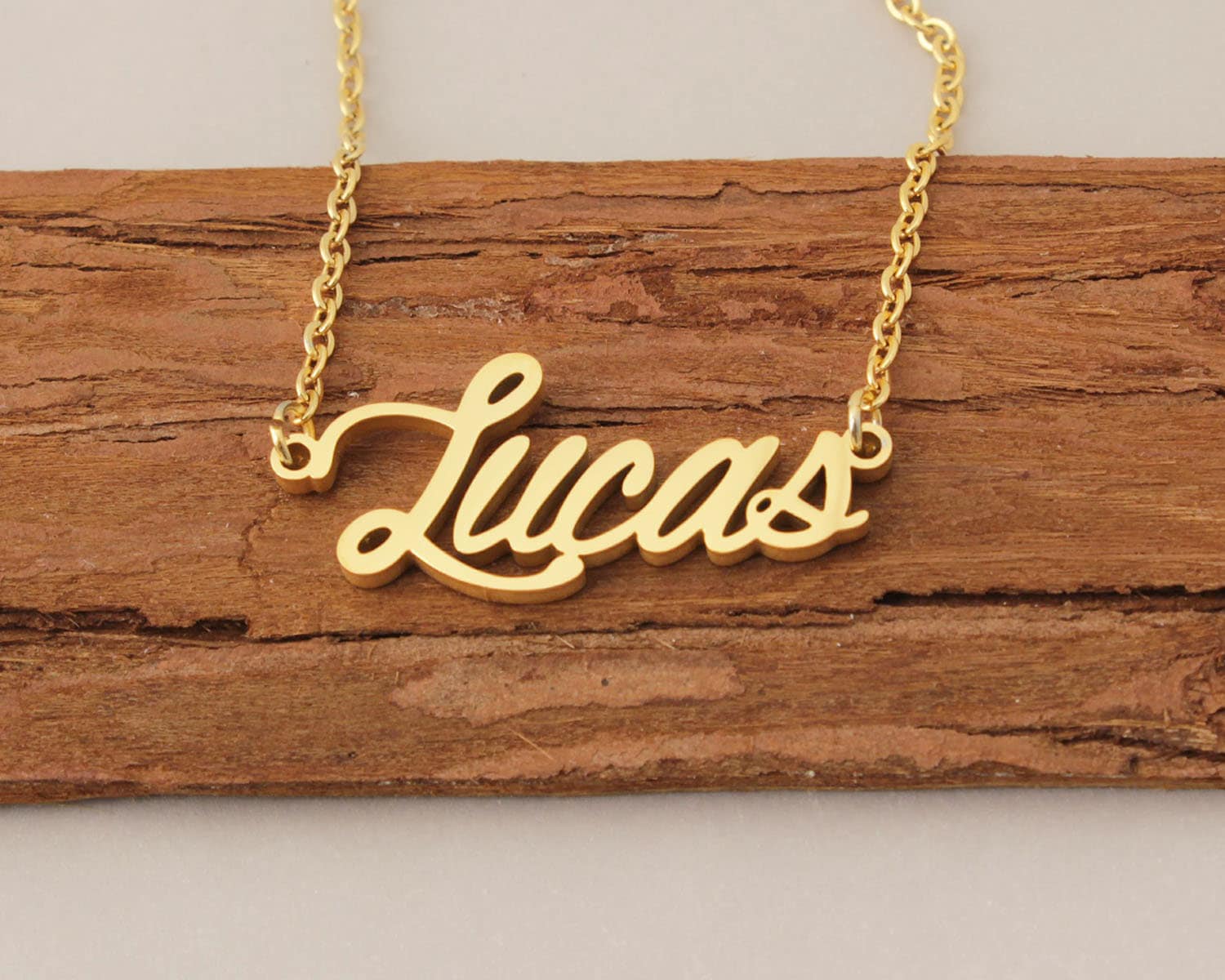 Namenskette, Namenskette Für Lucas, Gold, Personalisierte Buchstabenkette Mit Jedem Namen von Xiaohand