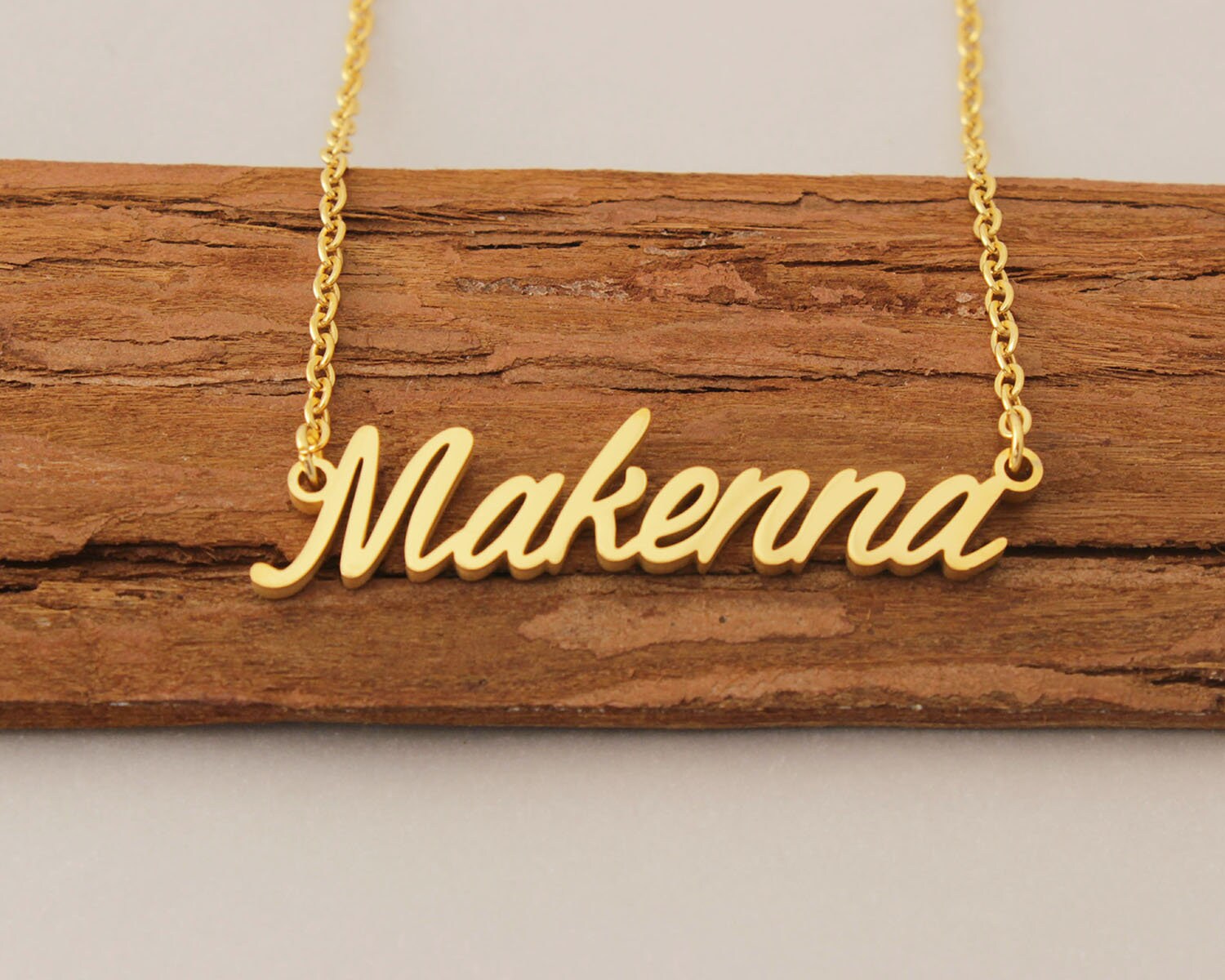 Namenskette, Personalisierte Halskette, Zierliche My Name Halskette in Gold Für Makenna von Xiaohand