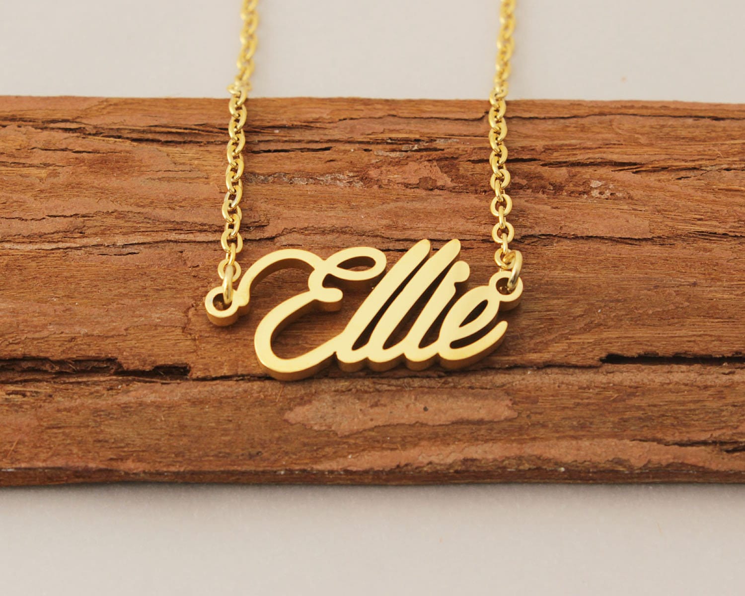 Namenskette, Personalisiertes Namensschild Halskette, Graviert Ihr Name Auf Weihnachtsgeschenk Halskette Für Ellie von Xiaohand