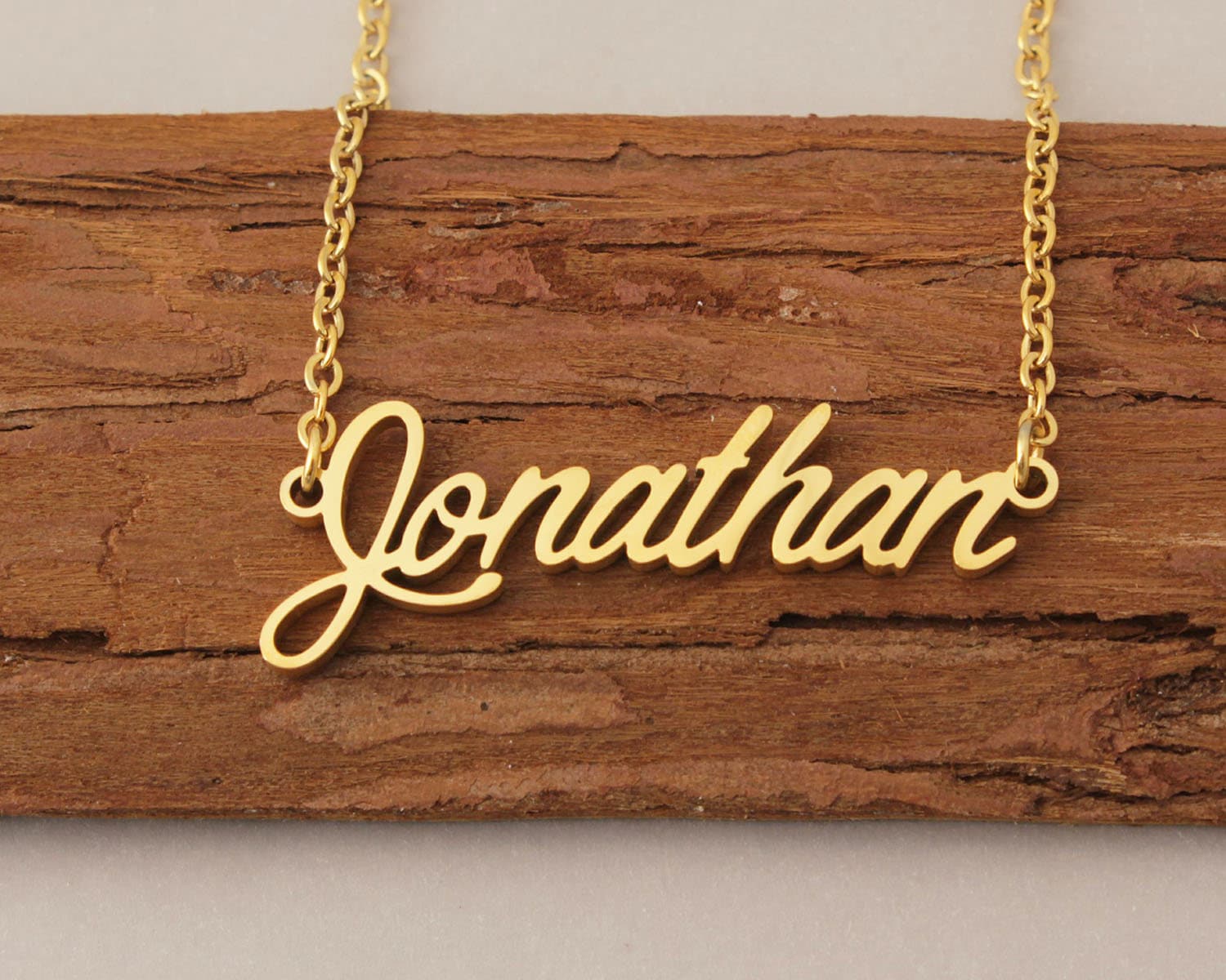 Namenskette, Personalisiertes Namensschild Halskette, Personalisierte Initiale Frauen Gold Namen Schmuck Weihnachten Geschenk Für Jonathan von Xiaohand