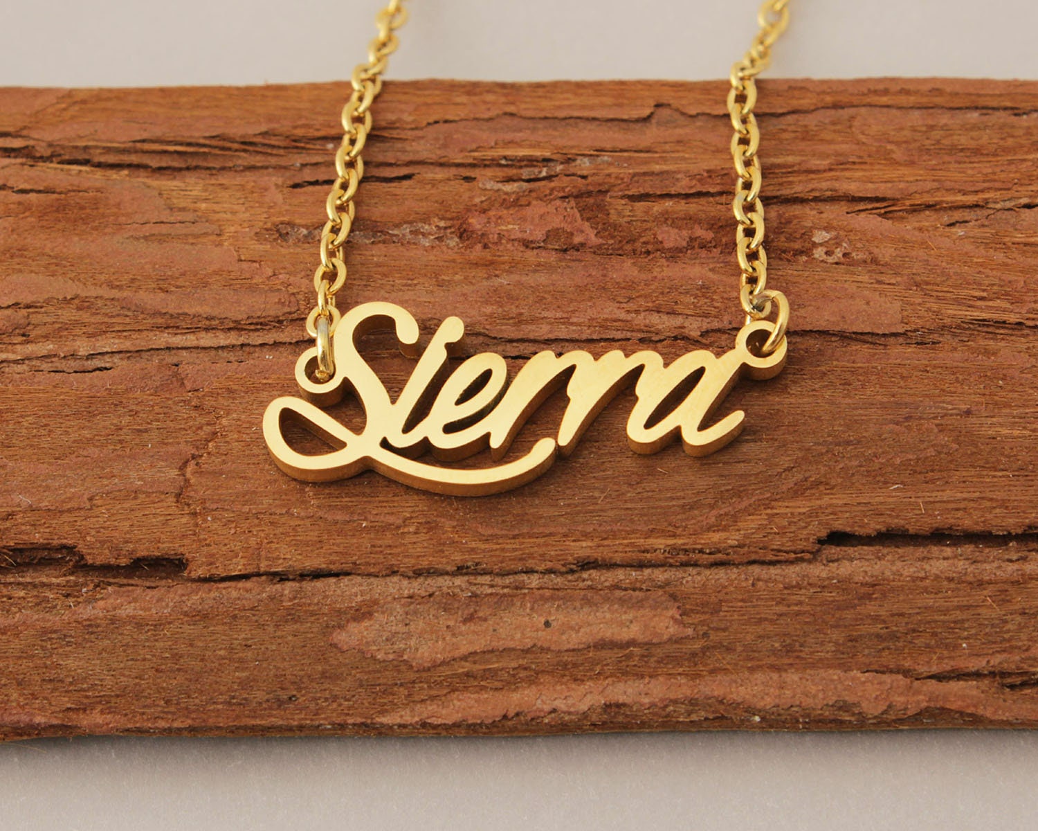 Namenskette, Zierliche Gold Halskette, Personalisierte Halsketten Für Frauen, Gravierte Mama Halskette Weihnachtsgeschenk Sierra von Xiaohand
