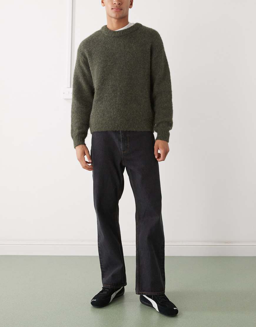 XLarge - Jeans in Schwarz mit gemustertem Detail von Xlarge