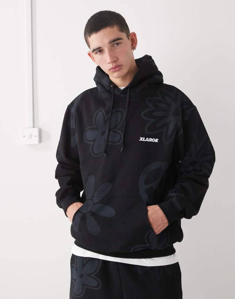 XLarge - Kapuzenpullover in Schwarz mit Peace- und Logoprint, Kombiteil von Xlarge