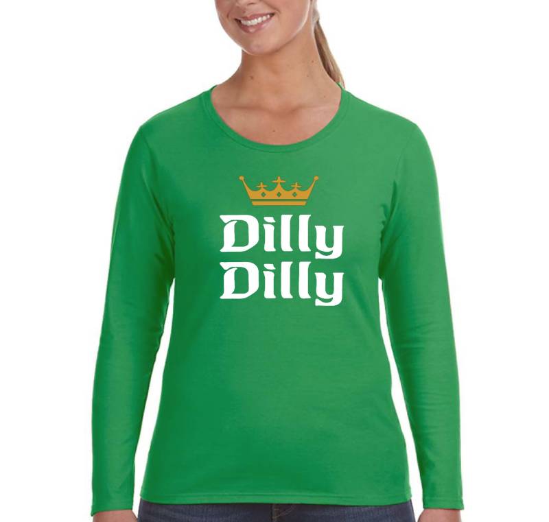 Damen Dilly St. Patrick Es Day Drinking Kleeblatt Irish Green Beer Party Lustiges Langarm T-Shirt von XtraFlyApparel