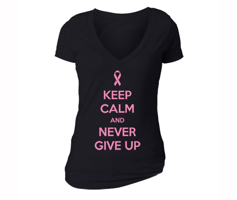Frauen Brustkrebs Bewusstsein Oktober Keep Calm Never Give Up Pink Band Survivor V-Neck T-Shirt von XtraFlyApparel