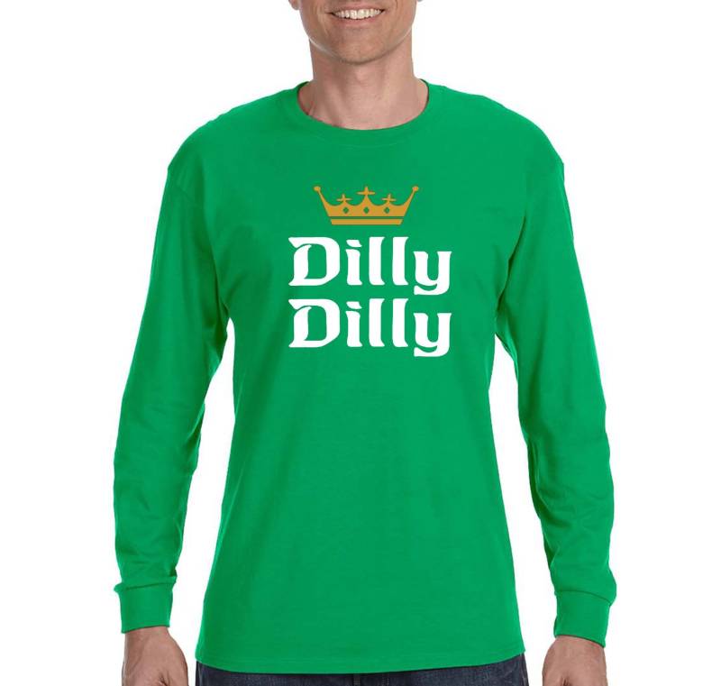 Herren Dilly St. Patrick Es Day Drinking Kleeblatt Irish Green Beer Party Lustiges Langarm T-Shirt von XtraFlyApparel