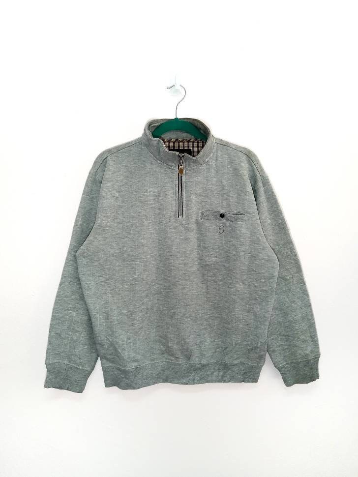 Jahrgang Gianni Valentino Sweatshirt Halber Reißverschluss Mit Tasche Größe M Jahrgang Gianni Valentino Sweatshirt Halber Reißverschluss Mit Tasche Größe M von XtraTopStore