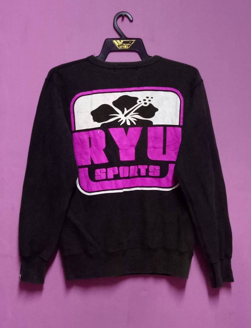 Jahrgang Ryu Sports Groß Gedruckt Sweatshirt Pullover M Größe Jahrgang Ryu Sports Groß Gedruckt Sweatshirt Pullover M Größe von XtraTopStore
