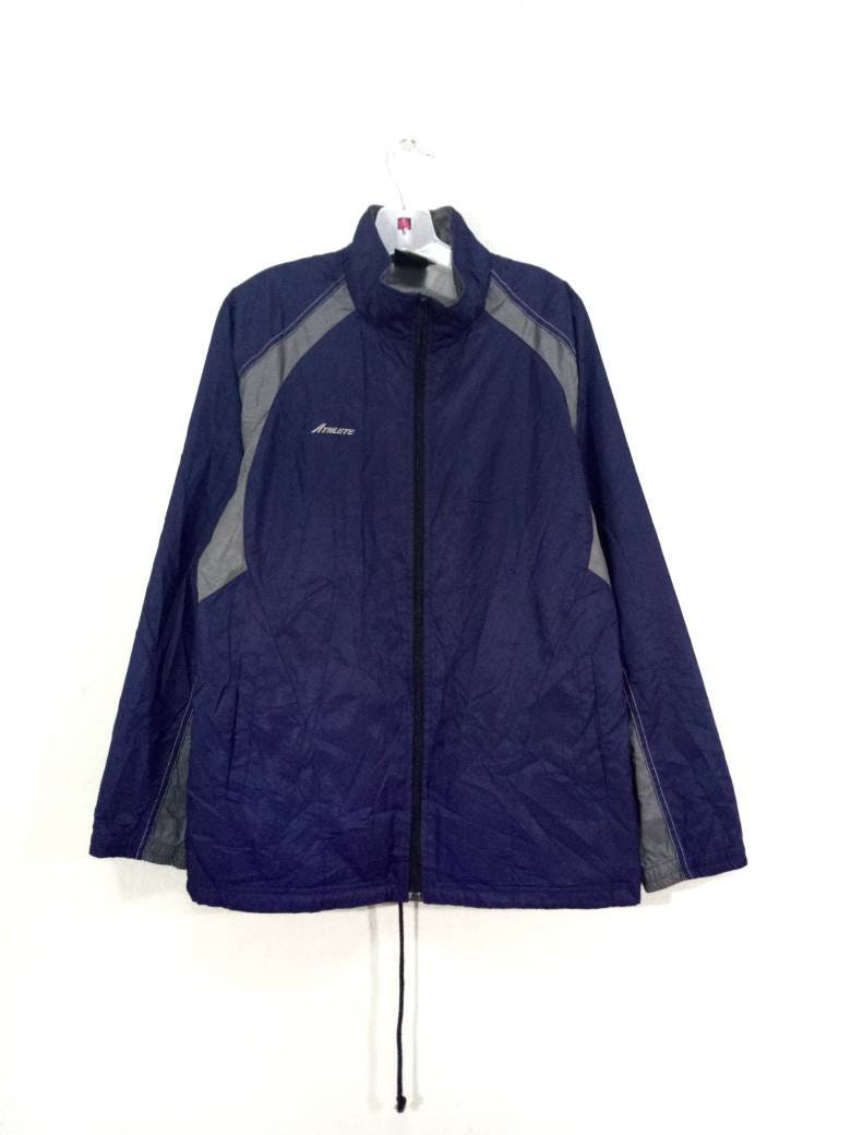 Mizuno Athlete Spellout Windbreaker/Mizuno Coach Jacke Sportswear Größe L Mizuno Athlete Spellout Windbreaker/Mizuno Coach Jacke Sportswear Größe L von XtraTopStore