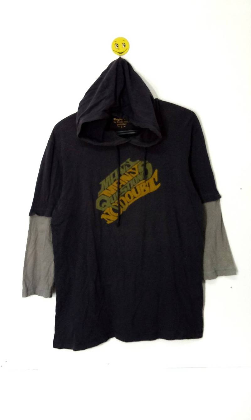 Verspielte Typ Von Studio Oscar Shirt Spellout Druck Viele Fragen Fortgesetzt Ärmel L Größe Verspielte Typ Von Studio Oscar Shirt Spellout Druck Viele Fragen Fortgesetzt Ärmel L Größe von XtraTopStore