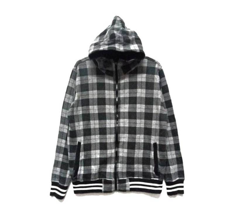 Vintage Designer One Nach 99 Sweatshirt Hoodie Reißverschluss Mittlerer Größe Vintage Designer One Nach 99 Sweatshirt Hoodie Reißverschluss Mittlerer Größe von XtraTopStore