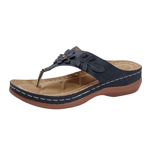 Xumilala Pantoletten Damen Flip Flops Keilsandalette Bohemian Runde Zehen Hohle Blume Leder Unterstützung Slip On Elegante Sommer Hausschuhe Schuhe Orthopädische Keilabsatz Slides Sandalen Slipper von Xumilala