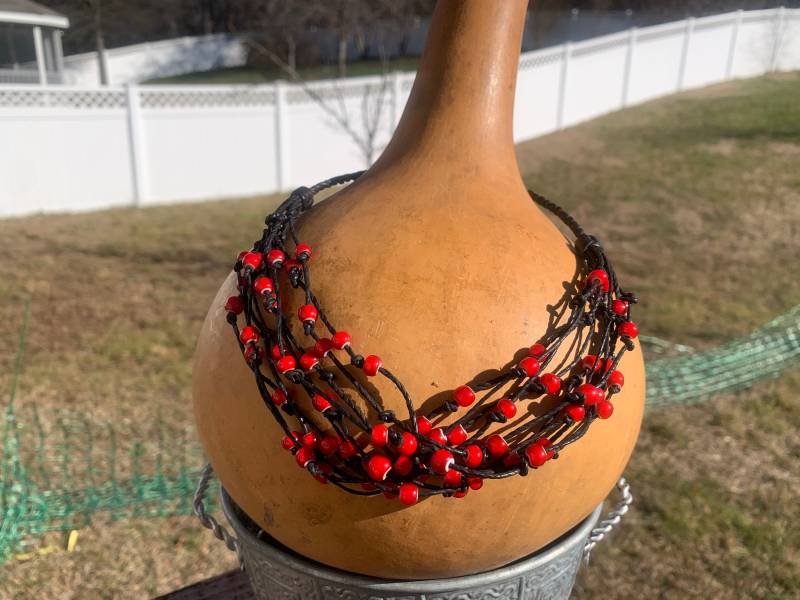 xzhortik Hand Gefertigte Multi Strang Glas Perle/Leder Halskette von Xzhortik