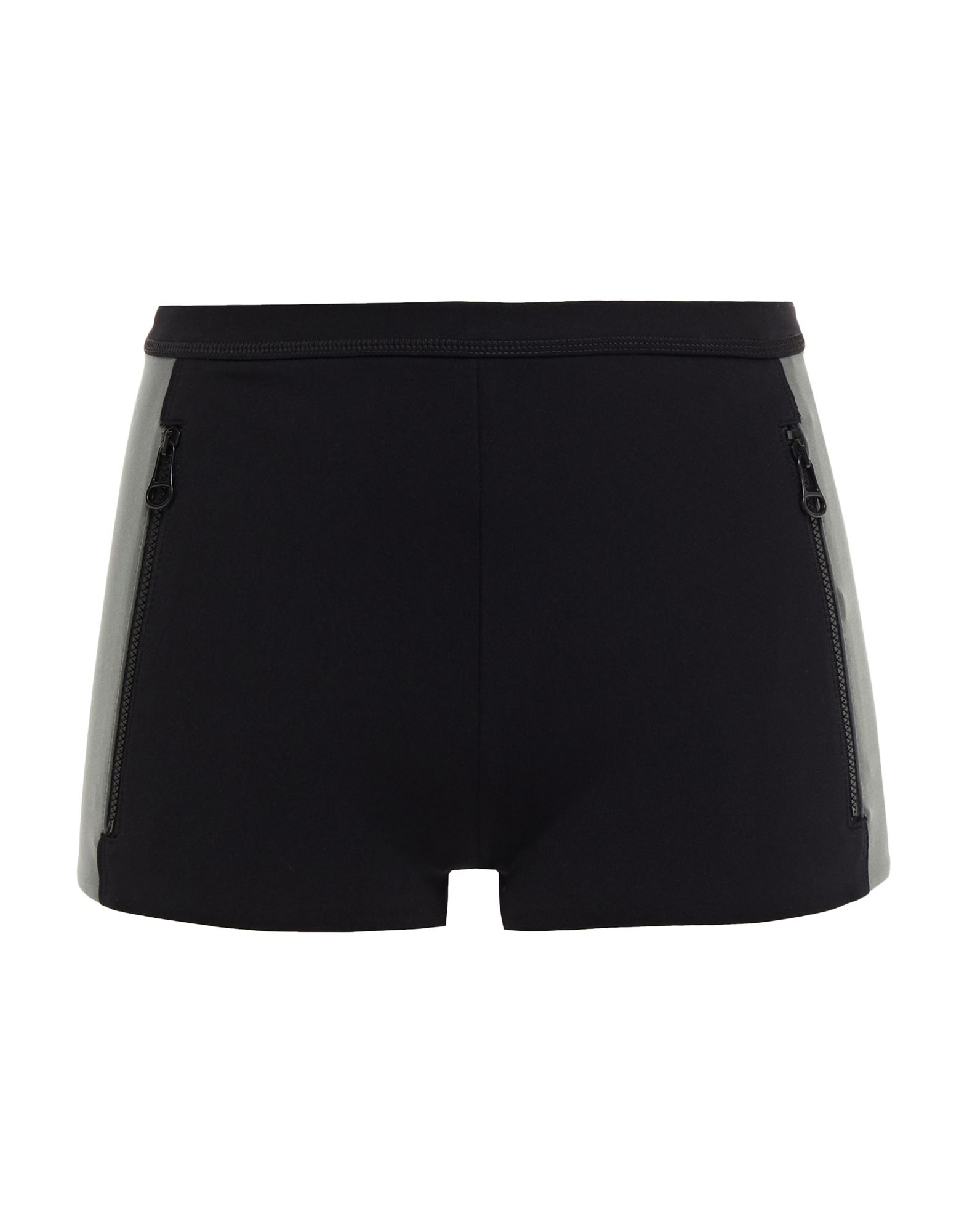 Y/OSEMITE Shorts & Bermudashorts Damen Schwarz von Y/OSEMITE