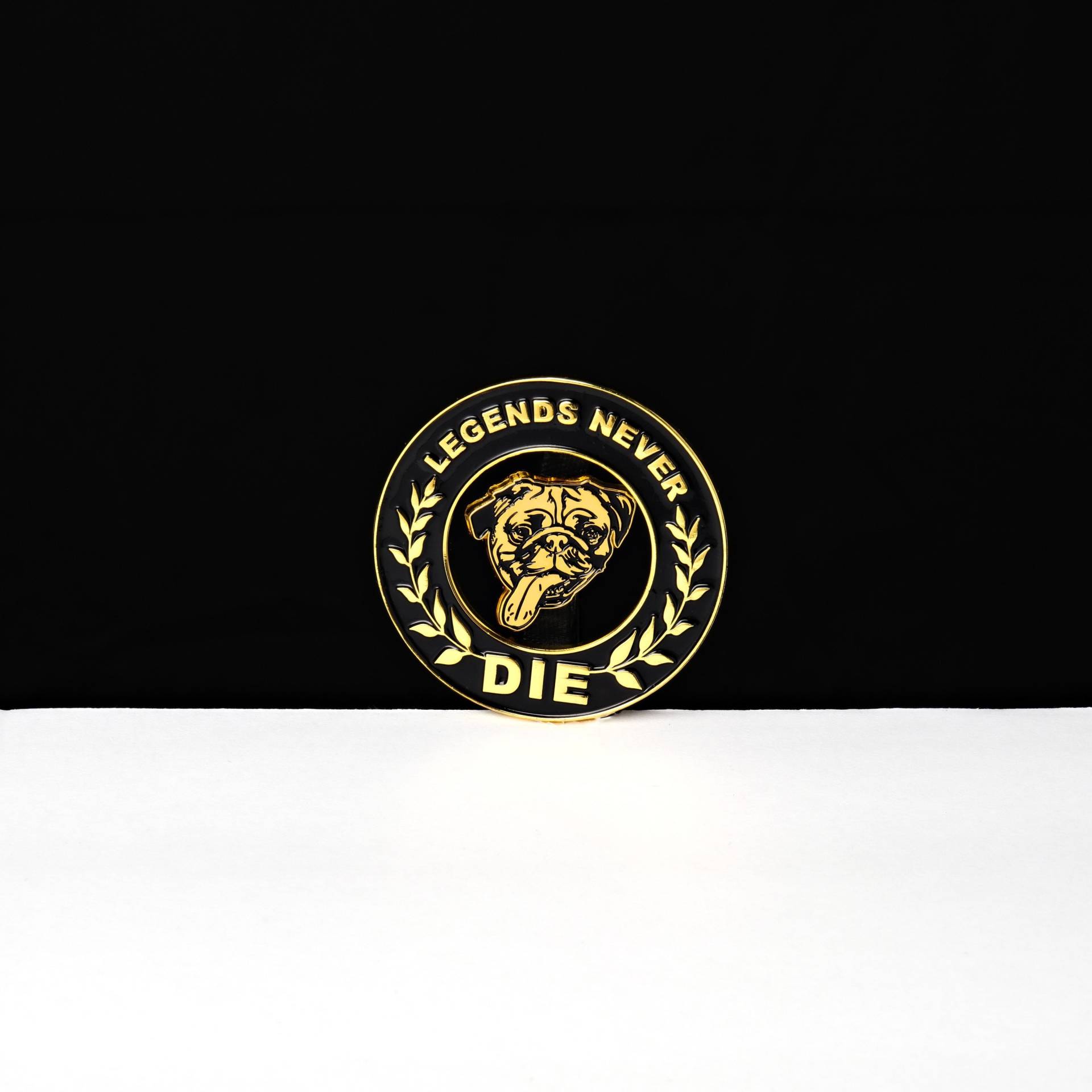 Pet Legends Memorial Pin Set Pet Legends Memorial Pin Set von YADAYADAYADACO