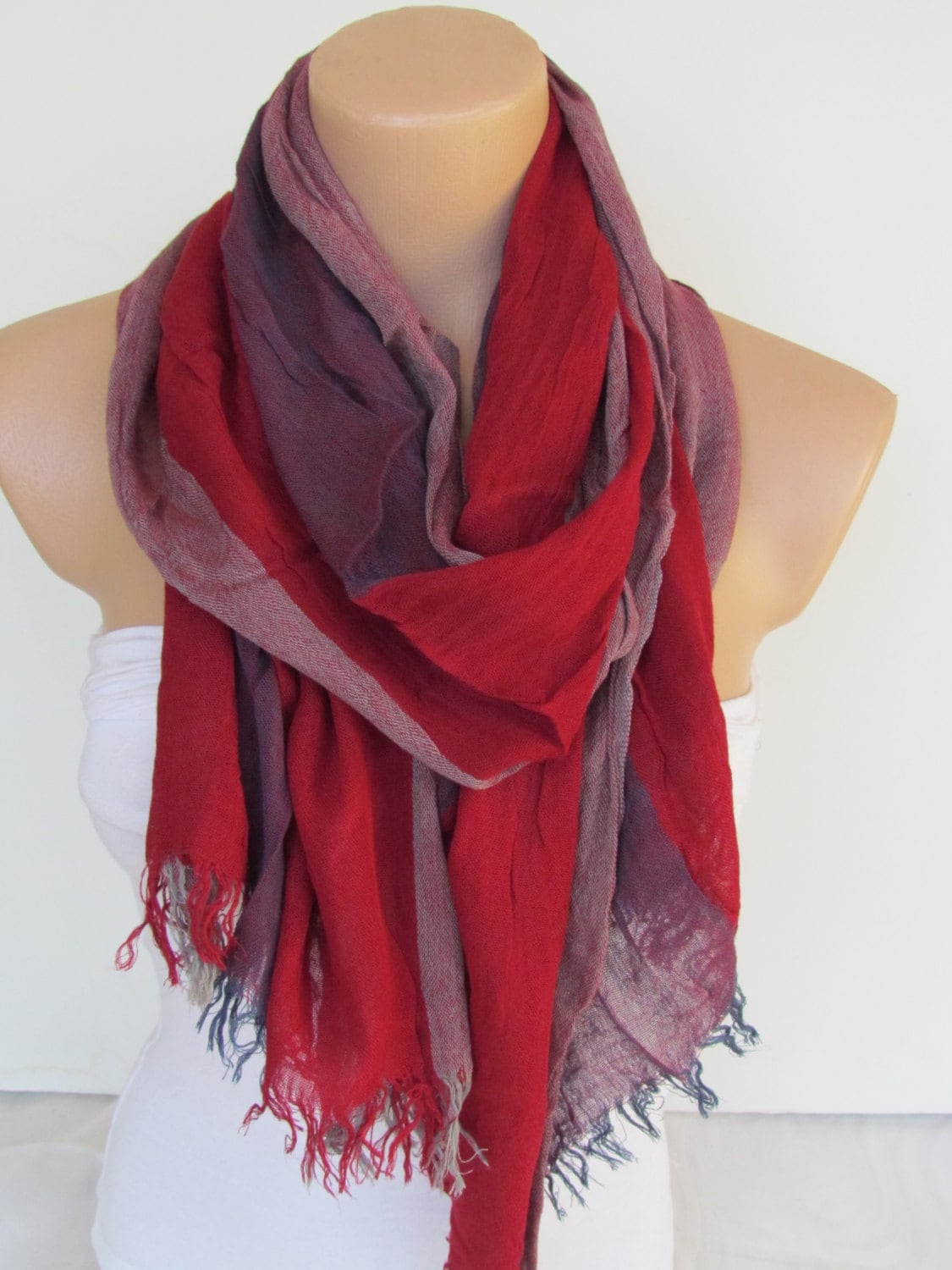 Rot Und Weinrot Schal - Gestreiftes Muster Schal-Neue Saison-Halskette-Wasserfallausschnitt Wärmer Infinity Schal-Muttertag von YADISHACCESSORIES
