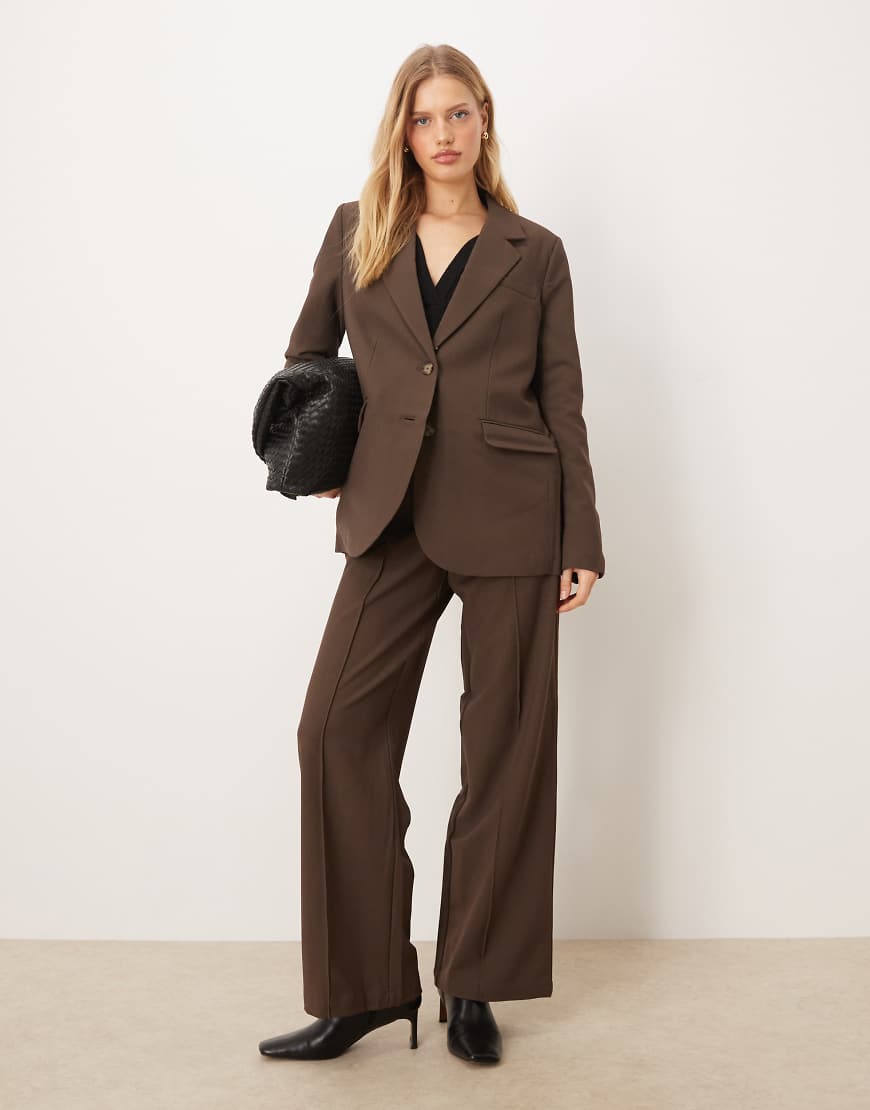 YAS - Elegante Hose in Schokobraun mit hohem Bund und weitem Bein, Kombiteil-Brown von YAS